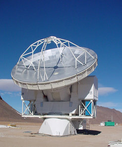 Das APEX Teleskop in Chile