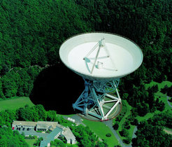 Photographie aérienne du radio-observatoire.
