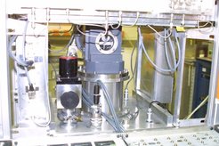 Dieser Refrigerator ermöglicht die Kühlung auf 15 Kelvin.