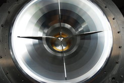 The quad ridge design of the horn.