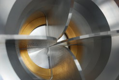 Abb. 2: Die einmalige Vierfachkonstruktion des Horns, die den Empfänger für Frequenzen zwischen 0,6 und 3 GHz empfindlich macht.