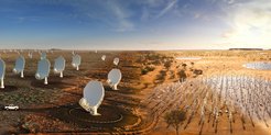 Abb. 2: Kombiniertes Bild mit der Darstellung von Antennen für das SKA, das große Radioteleskopprojekt der nächsten Generation. Links: Parabolspiegel für den mittleren Frequenzbereich am SKA-Standort Südafrika. Rechts: Dipolantennen für einen niedrigen Frequenzbereich am Stanort SKA Westaustralien.